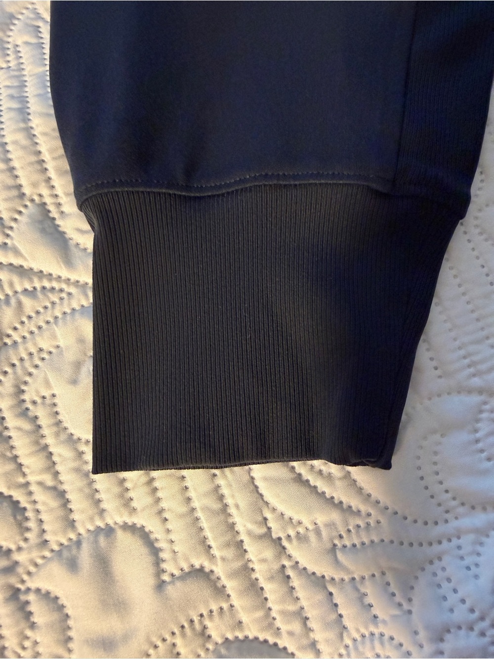 Athleta Navy Tapered Venice Jogger Pants - Size Medium - Picture 13 of 16